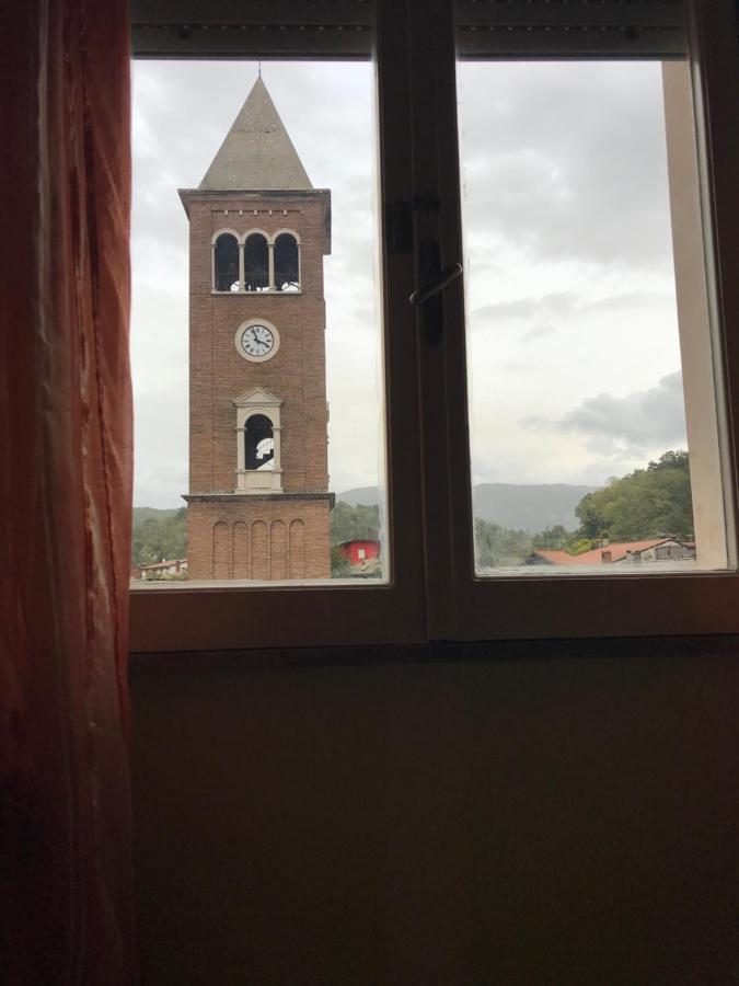 Al Campanile Centro Storico Ampio Luminoso E Panoramico Appartamento Trilocale Carsoli Esterno foto