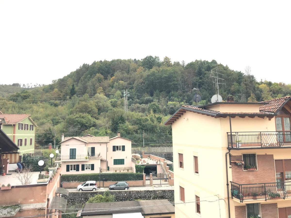 Al Campanile Centro Storico Ampio Luminoso E Panoramico Appartamento Trilocale Carsoli Esterno foto