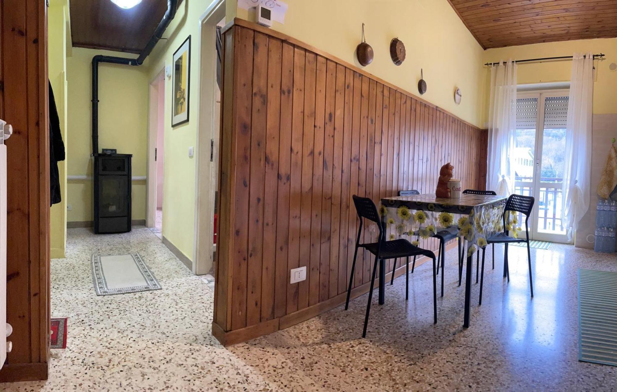 Al Campanile Centro Storico Ampio Luminoso E Panoramico Appartamento Trilocale Carsoli Esterno foto