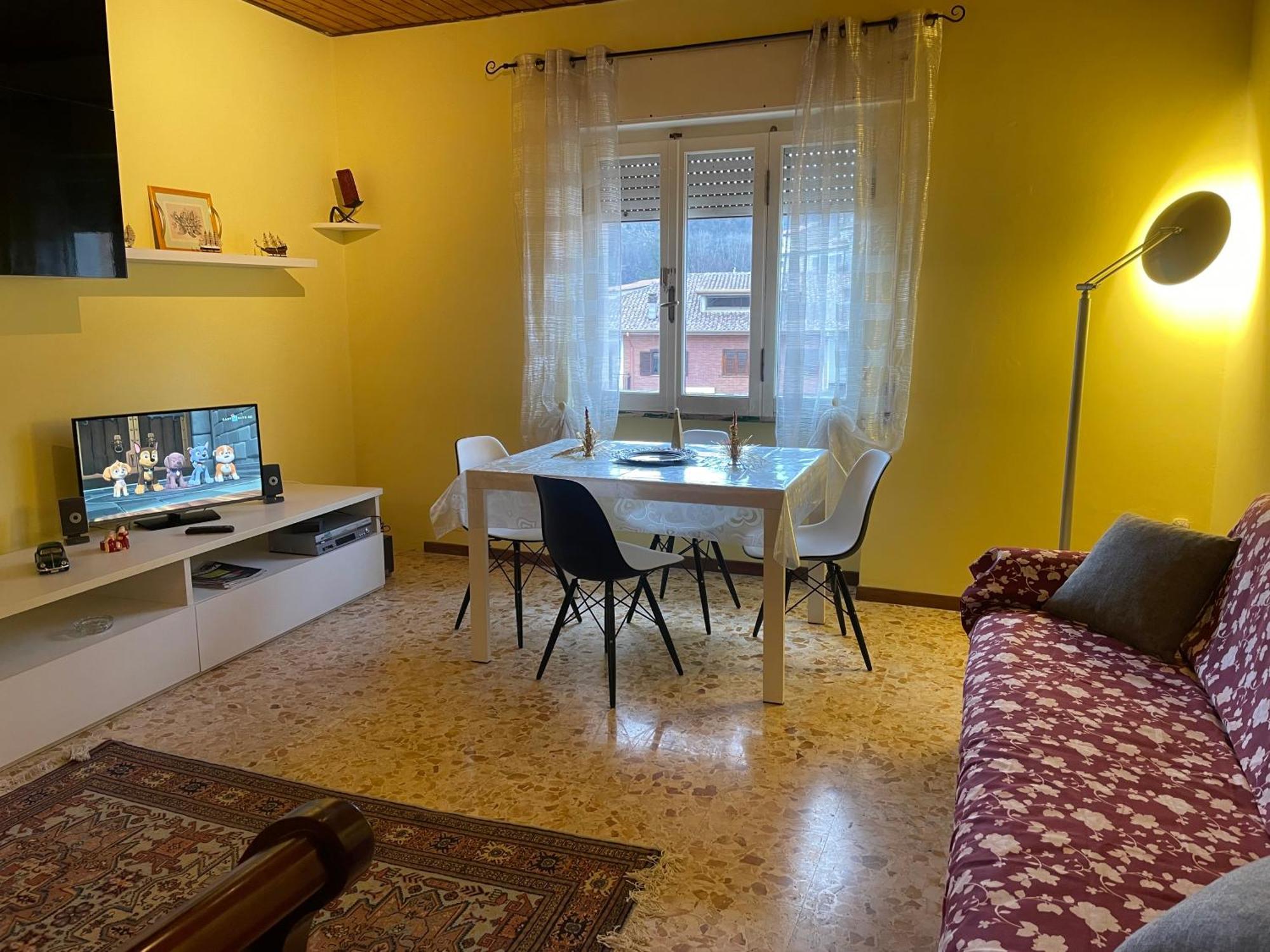 Al Campanile Centro Storico Ampio Luminoso E Panoramico Appartamento Trilocale Carsoli Esterno foto